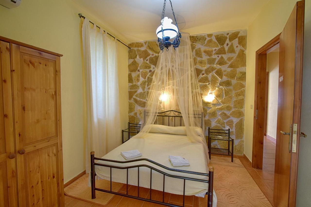 Olive Farm Villa Agia Marina  Exterior photo