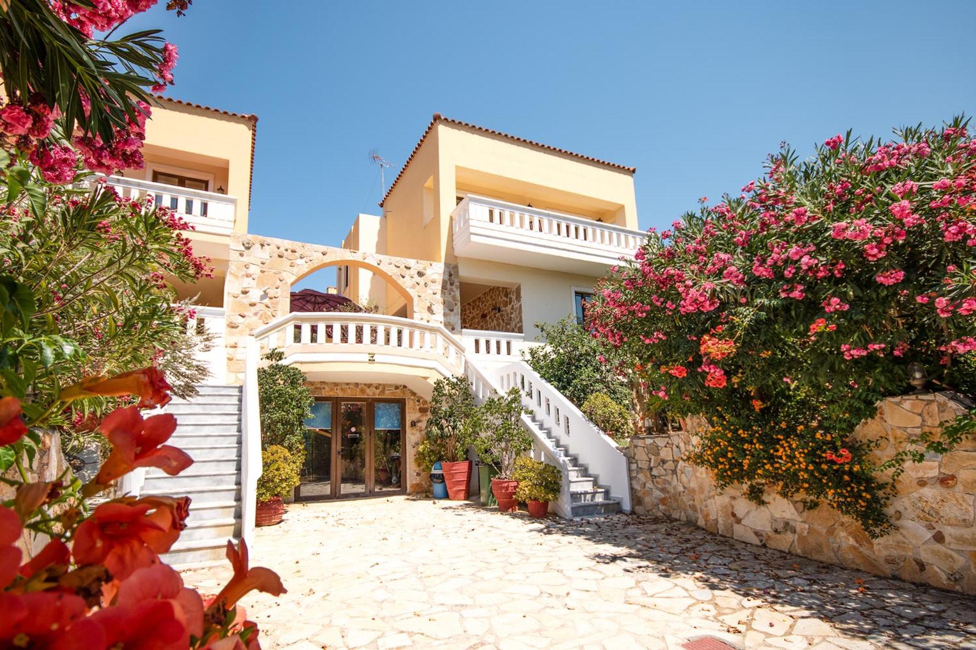Olive Farm Villa Agia Marina  Exterior photo